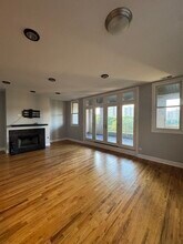 221 E 31st St in Chicago, IL - Building Photo - Building Photo