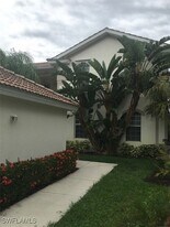 365 Stella Maris Dr N, Unit 2907 in Naples, FL - Building Photo
