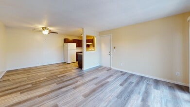 Pebble Beach in Lowell, MI - Building Photo - Building Photo