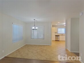 43738 Elm Dr in Maricopa, AZ - Building Photo - Building Photo