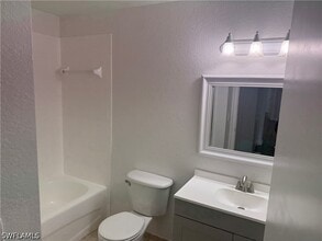 8285 Ibis Club Dr in Naples, FL - Building Photo - Building Photo