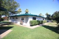 14 Palms Apartments in Tempe, AZ - Foto de edificio - Building Photo