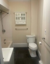 49 Sharon St, Unit 1 in Waltham, MA - Building Photo - Building Photo