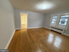 130 N Broadway in Pennsville Township, NJ - Building Photo - Building Photo