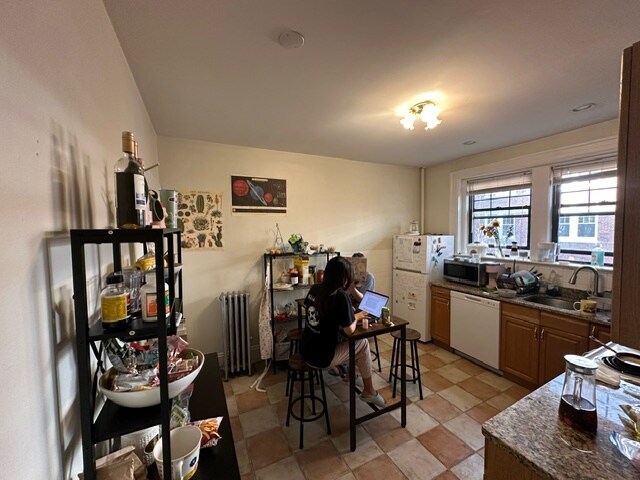 46 Babcock St, Unit 3 in Brookline, MA - Building Photo