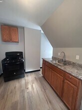 2344 Maple Ave in Pittsburgh, PA - Building Photo - Building Photo