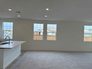 10123 Ludmila Wy in Elk Grove, CA - Building Photo - Building Photo