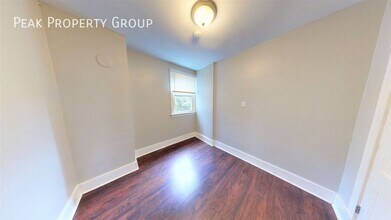 2313 Stratford Ave in Cincinnati, OH - Building Photo - Building Photo