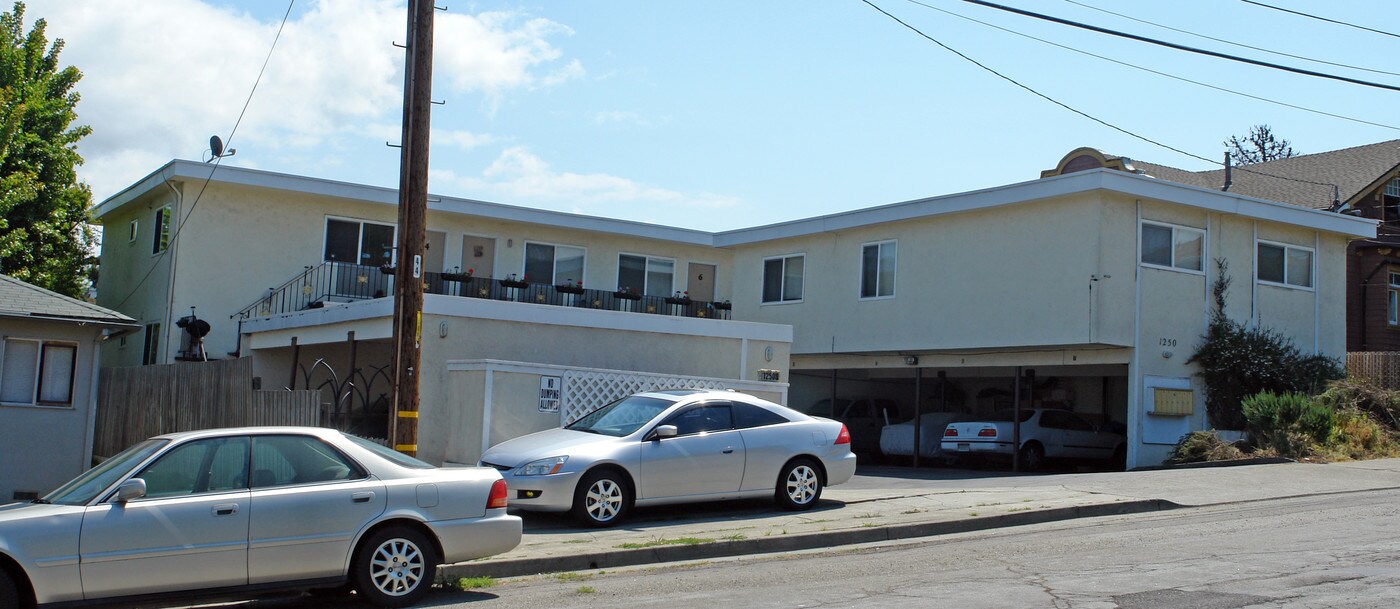 1250 S 56th St in Richmond, CA - Building Photo