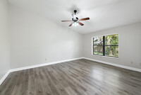 916 Daffodil Dr in Wellington, FL - Building Photo - Building Photo