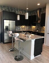 4226 Gauge Line Lp in Tampa, FL - Building Photo - Building Photo