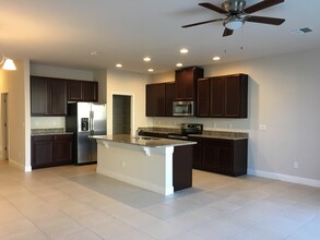 580 Prospect Point in Oviedo, FL - Building Photo - Building Photo