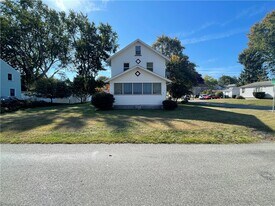 77 Aragon Ave in Irondequoit, NY - Building Photo