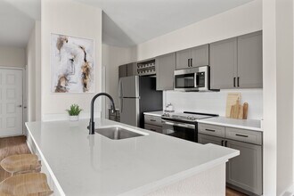 The Brodie in Austin, TX - Foto de edificio - Building Photo