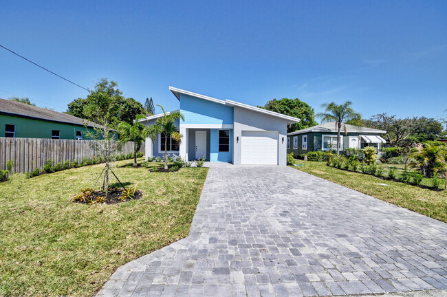 property at 127 NW 9th Ave