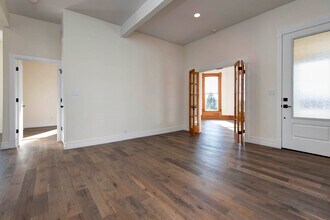 308 S 6th Ave in Ozark, MO - Building Photo - Building Photo