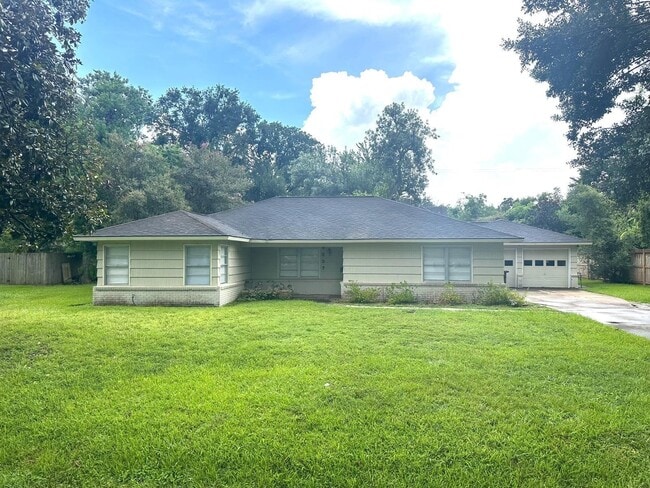 9337 Walterville Rd