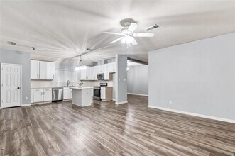16535 Cypress Bridge Dr in Cypress, TX - Building Photo - Building Photo