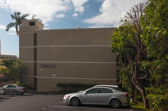 Sierra Gardens in Honolulu, HI - Foto de edificio - Building Photo