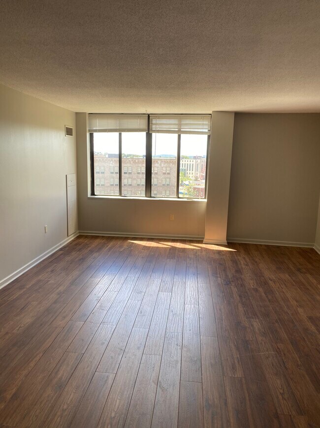 100 Wells St Rentals in Hartford, CT