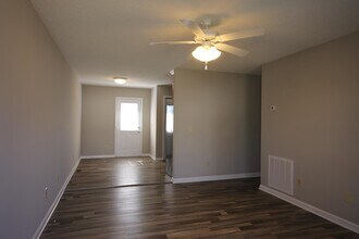 219 Hunter Dr in Columbia, TN - Building Photo - Building Photo