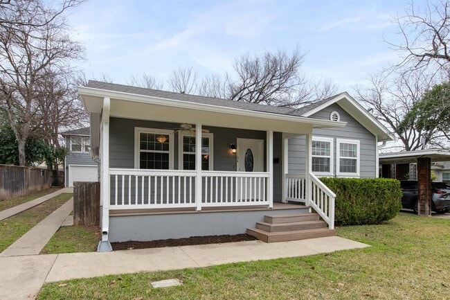 1704 Ullrich Ave in Austin, TX - Building Photo - Building Photo