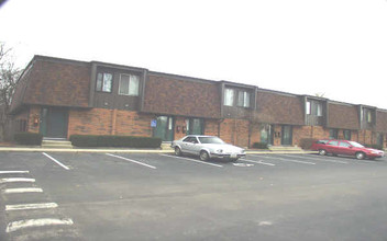 Foxfire Village Condominium (por) in Whitehall, OH - Building Photo - Building Photo