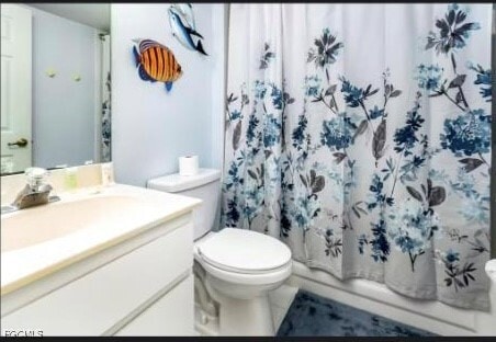 1004 SW 48th Terrace