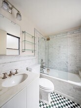 41 W 72nd St, Unit 4B in New York, NY - Foto de edificio - Building Photo