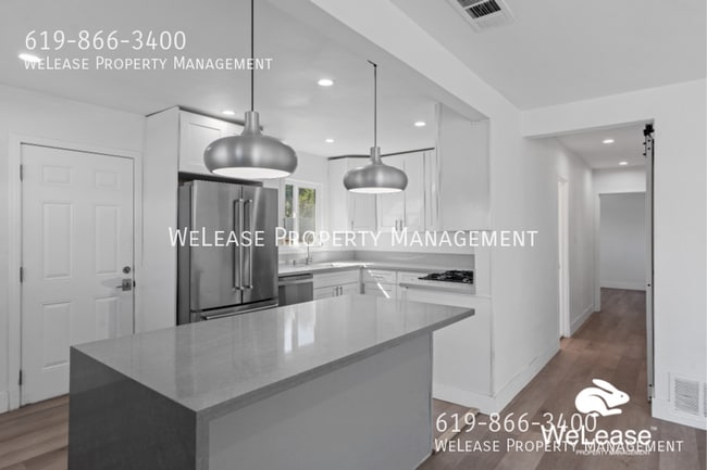 1202 Evilo St in El Cajon, CA - Building Photo - Building Photo