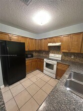 2770 NW 131st St in Opa Locka, FL - Foto de edificio - Building Photo