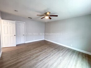 1233 Davis Ave in Fort Worth, TX - Building Photo - Building Photo