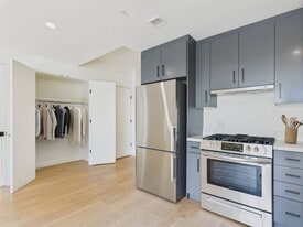 Vica Silver Lake in Los Angeles, CA - Building Photo