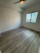 89 NW 30th St, Unit A in Miami, FL - Foto de edificio - Building Photo