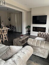 53 Pelican Ln in Hamilton, ON - Building Photo - Building Photo