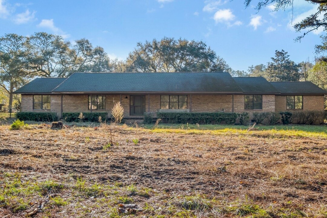9369 Old St Augustine Rd in Tallahassee, FL - Building Photo