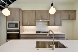 3303 Cantwell Ln in Austin, TX - Building Photo - Building Photo