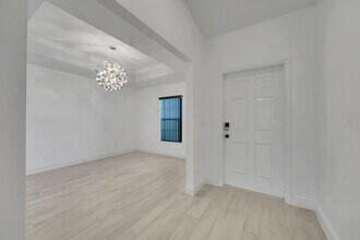 226 SW Starfish Ave in Port St. Lucie, FL - Building Photo - Building Photo