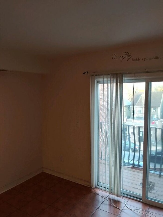 133 Lincoln Ave in Orange, NJ - Building Photo - Building Photo