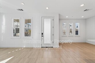 2798 Telegraph Blvd in Marina, CA - Building Photo - Building Photo