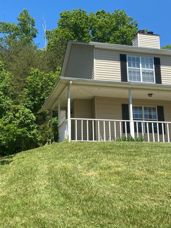 property at 13 Rocking Porch Rd