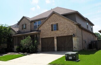 909 Fenceline Dr in Argyle, TX - Building Photo - Building Photo