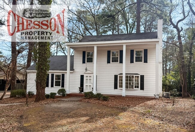 property at 1121 Forest Hills Rd NW