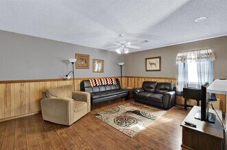 3310 Darby Ln in Denton, TX - Building Photo - Building Photo