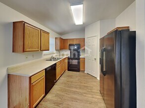 11023 Buckskin Bnd in San Antonio, TX - Foto de edificio - Building Photo