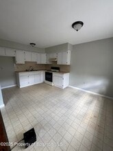 130-130 Mortimer St in Dunmore, PA - Building Photo - Building Photo