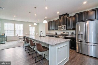 5950 Etterbeek St in Frederick, MD - Building Photo - Building Photo