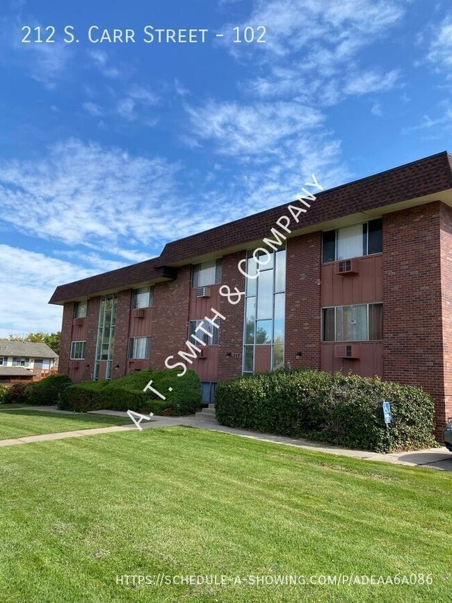 property at 212 S Carr St