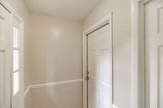 160 Jockey Club Dr in Athens, GA - Building Photo - Building Photo