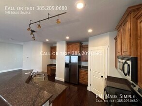 1855 Evry Ct in Holladay, UT - Building Photo - Building Photo